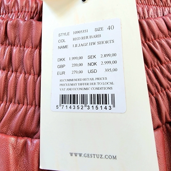 CLOSET STAPLE- GESTUZ LEATHER SHORTS - Picture 3 of 4